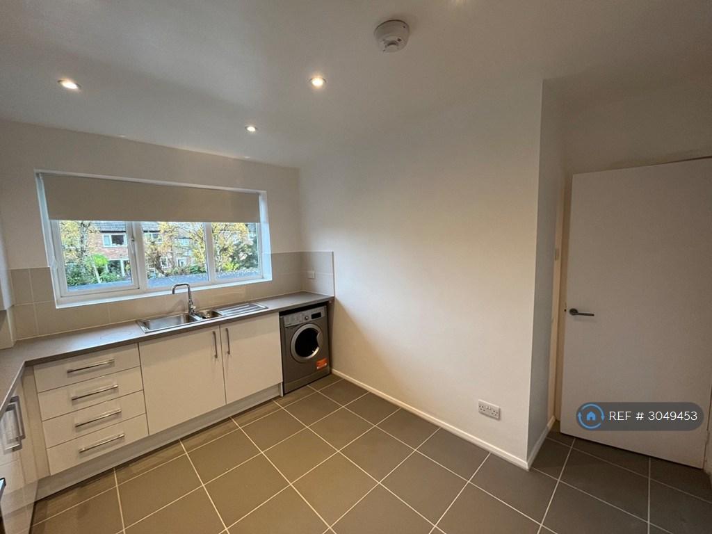 Apartment in Newcastle Upon Tyne - View 2