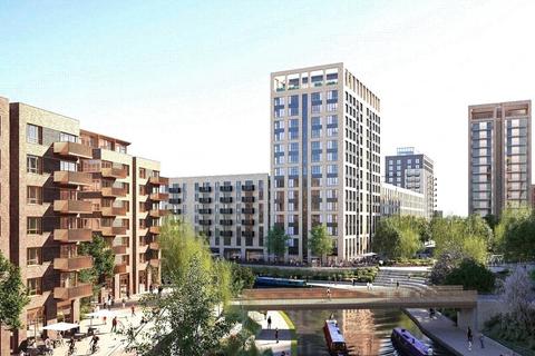 undefined, The Lock, Greenford Quay, Greenford, UB6