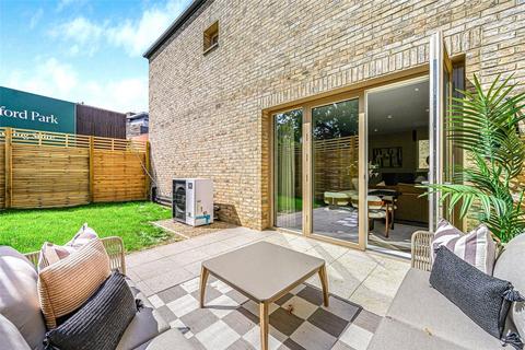3 bedroom detached house for sale, Twyford Park, London, NW10