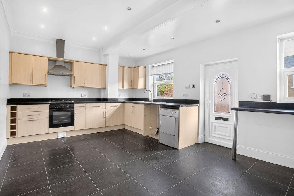 House in Newcastle Upon Tyne - View 2
