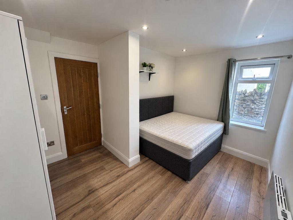 Apartment in Cardiff - More