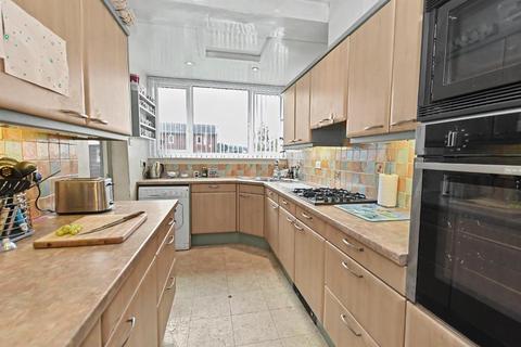 4 bedroom detached house for sale, Mitton Road, Whalley, BB7 9RX