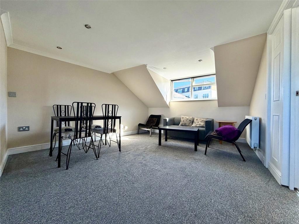 Apartment in Dorset - View 2