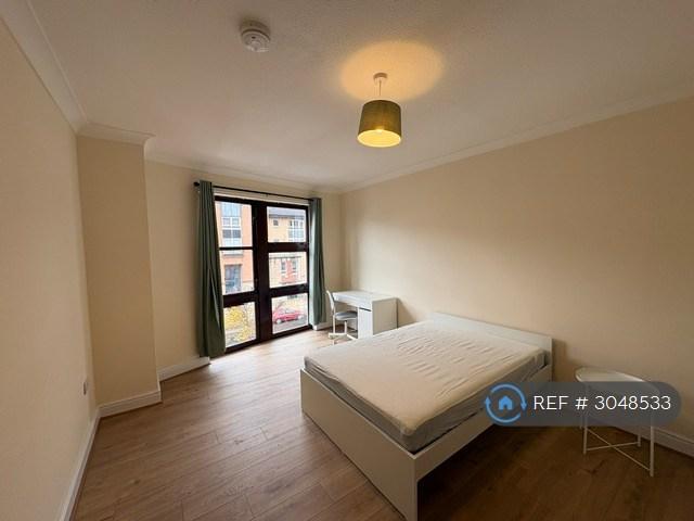 Apartment in Glasgow - More