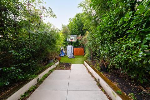 4 bedroom house for sale, Clifton Hill, London NW8