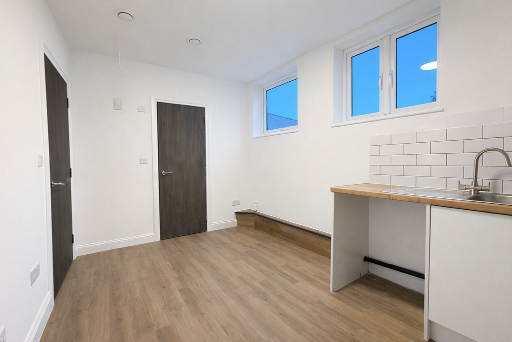 Apartment in Leicester - View 5