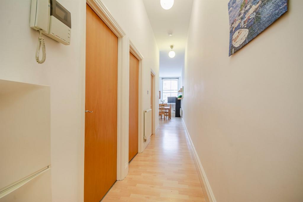 Apartment in Nottingham - View 3