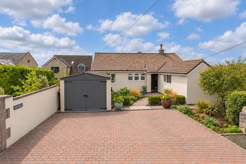 undefined, Top Street, Pilton