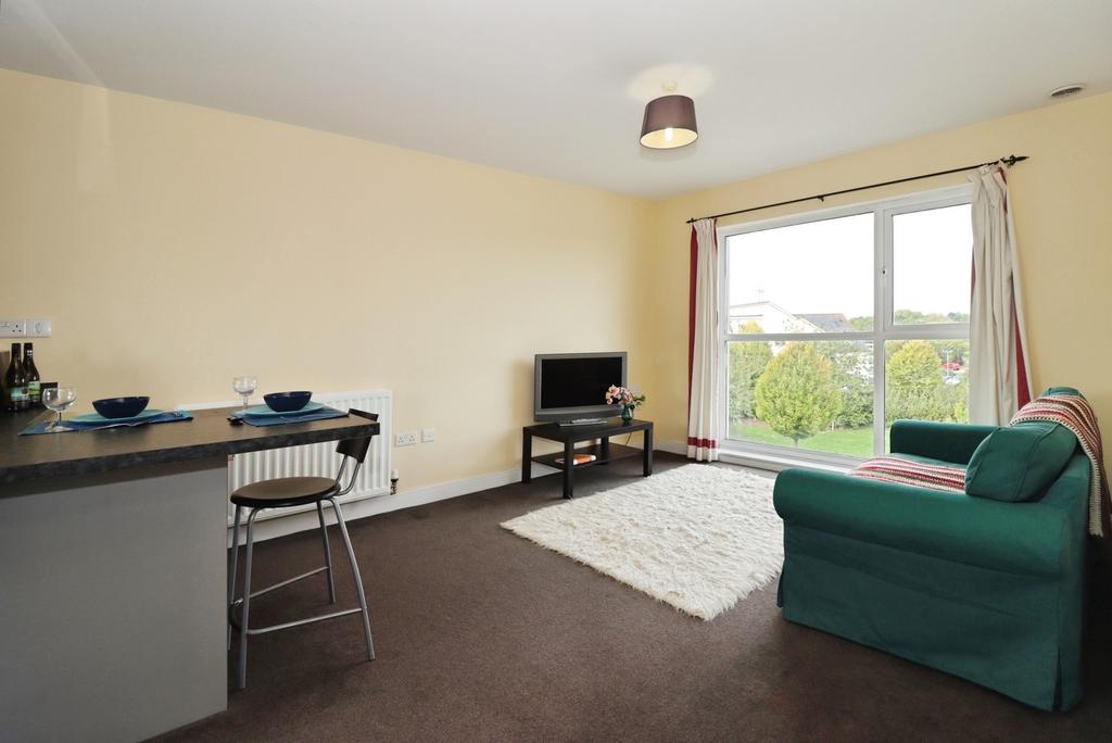 Apartment in Bristol - View 3