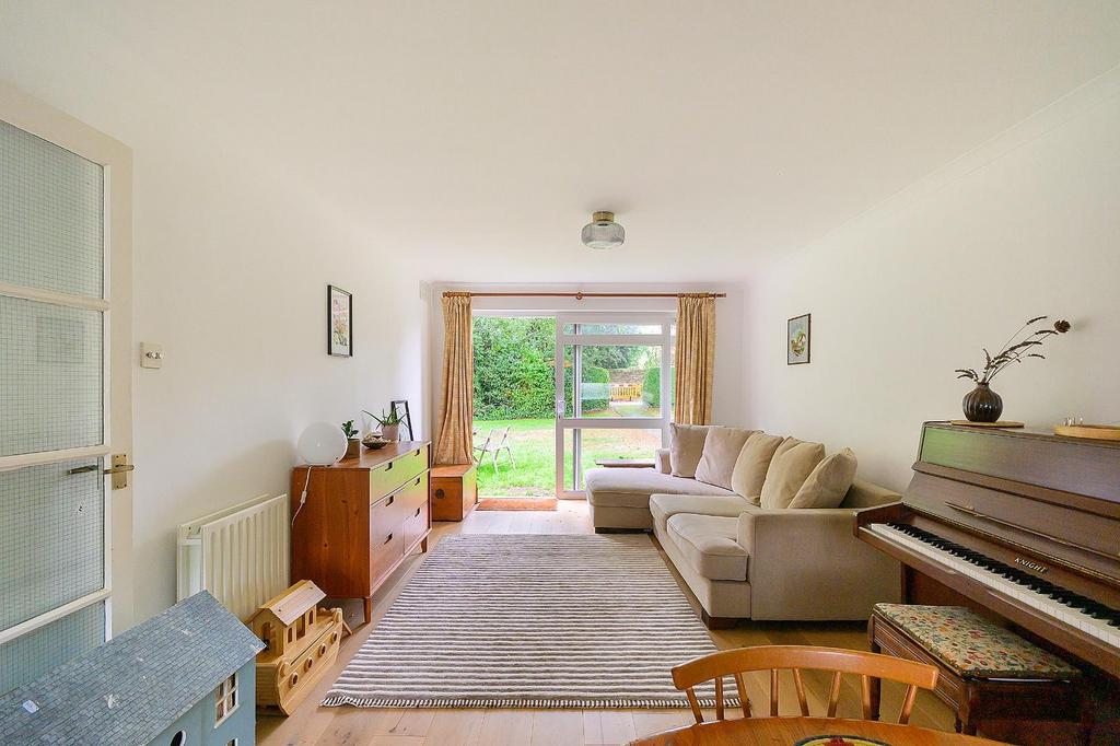 Apartment in Bristol - View 3