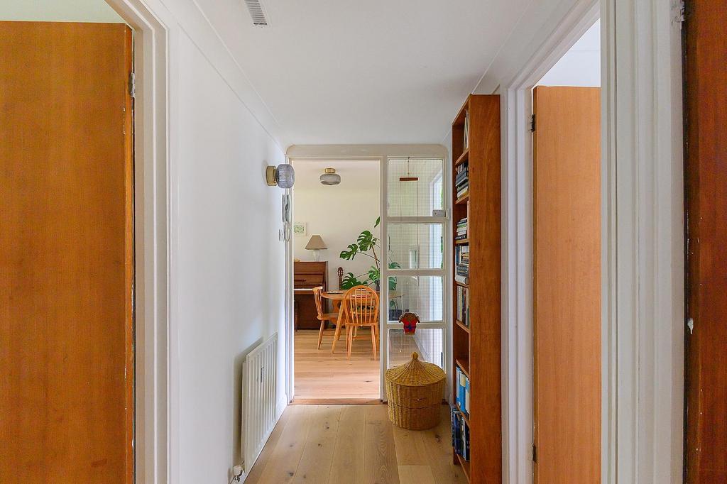 Apartment in Bristol - View 5