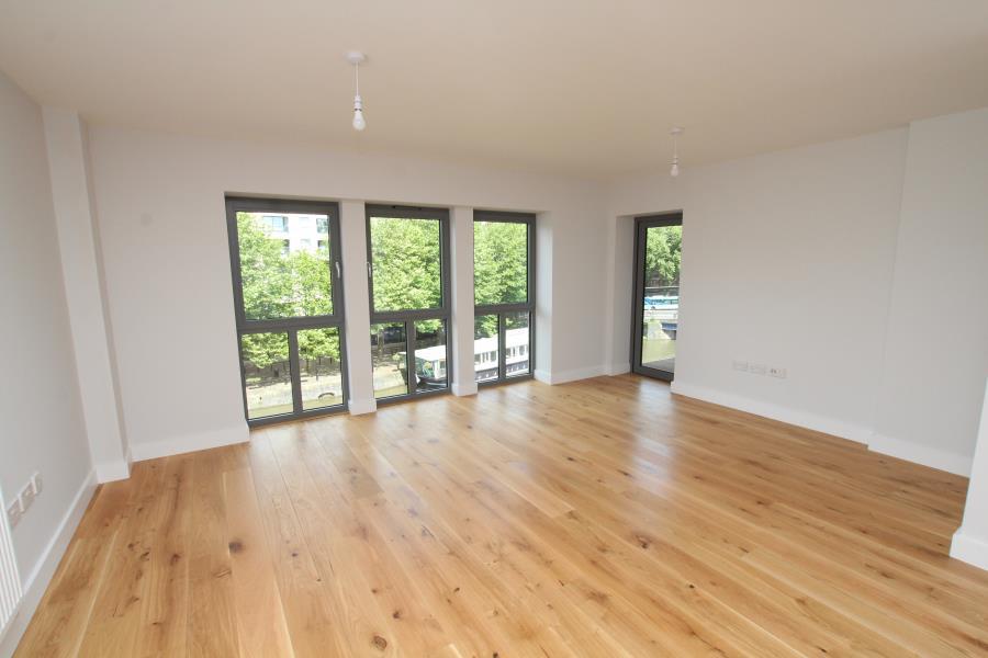 Apartment in Bristol - View 3