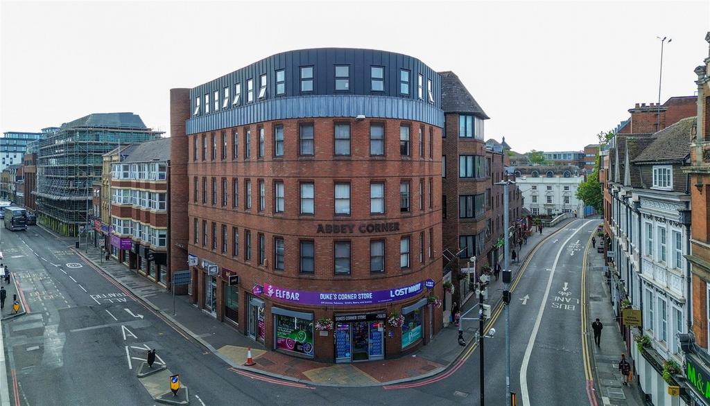Apartment in Berkshire - View 2