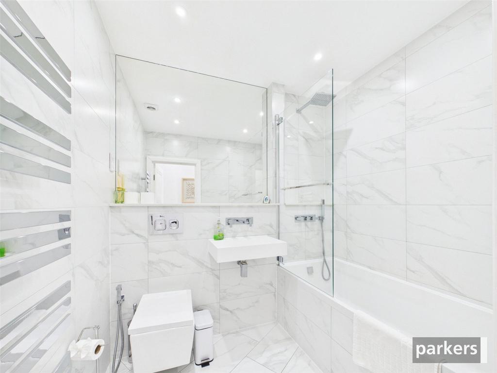 Apartment in Berkshire - More