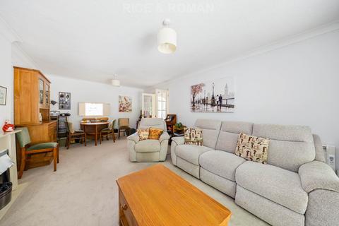 2 bedroom retirement property for sale, Bagshot Road, Ascot SL5