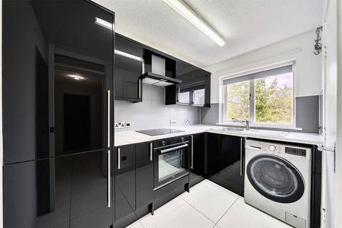 2 bedroom apartment for sale, Baltic Court, Timber Pond Road, SE16