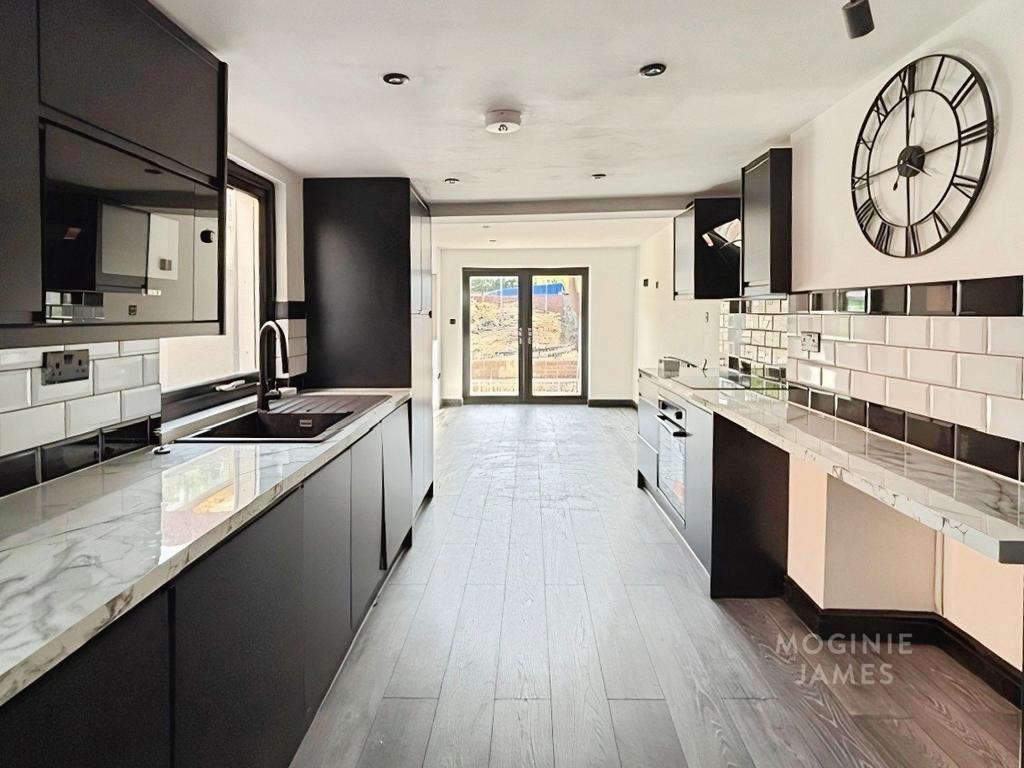 House in Cardiff - View 4
