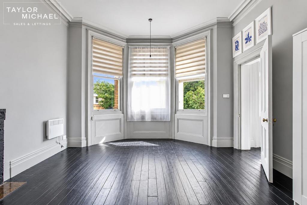 Apartment in Hove, Brighton and Hove - View 4