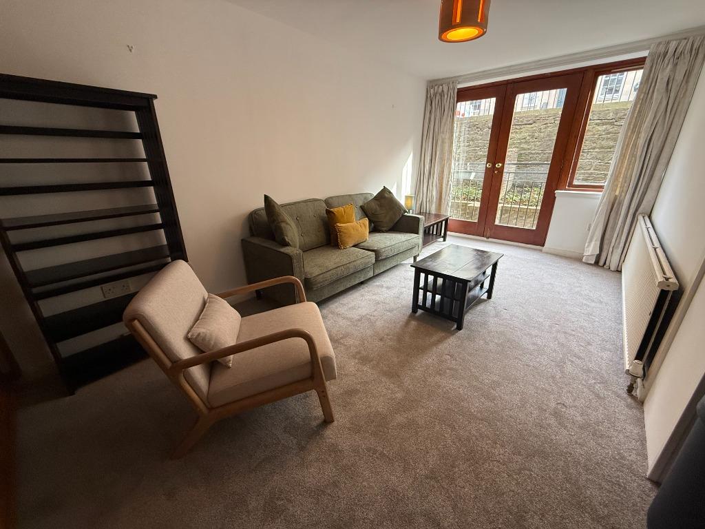 Apartment in Edinburgh, Silvermills, New Town/Broughton - View 2