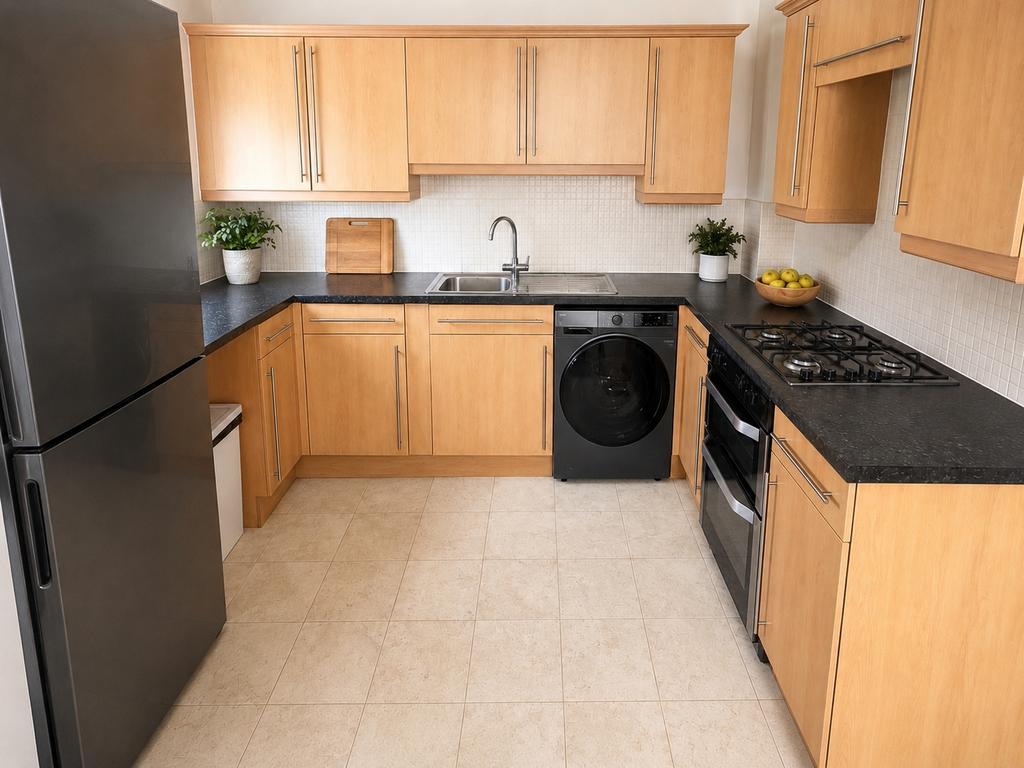 Apartment in Pill, Ham Green - View 2
