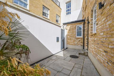 3 bedroom semi-detached house for sale, Chusan Place, Canary Wharf, London, E14