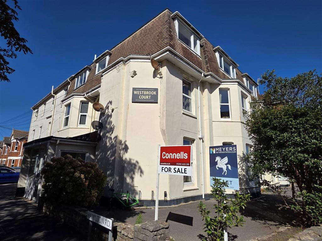 Apartment in BOURNEMOUTH - View 2