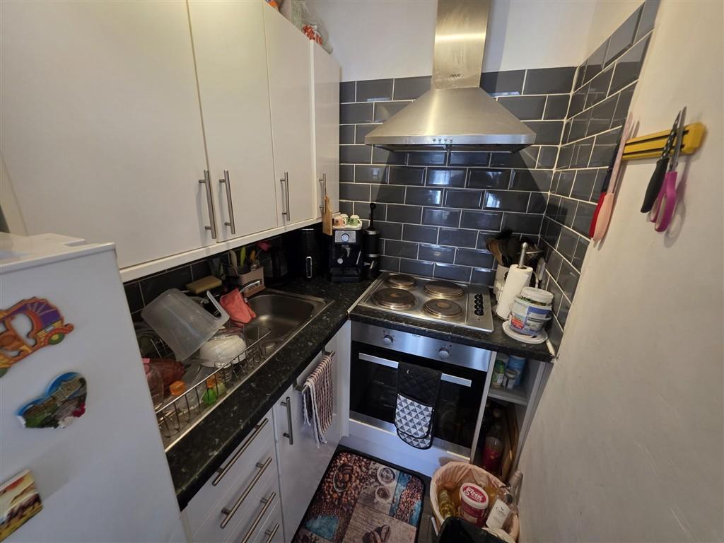 Apartment in BOURNEMOUTH - View 3
