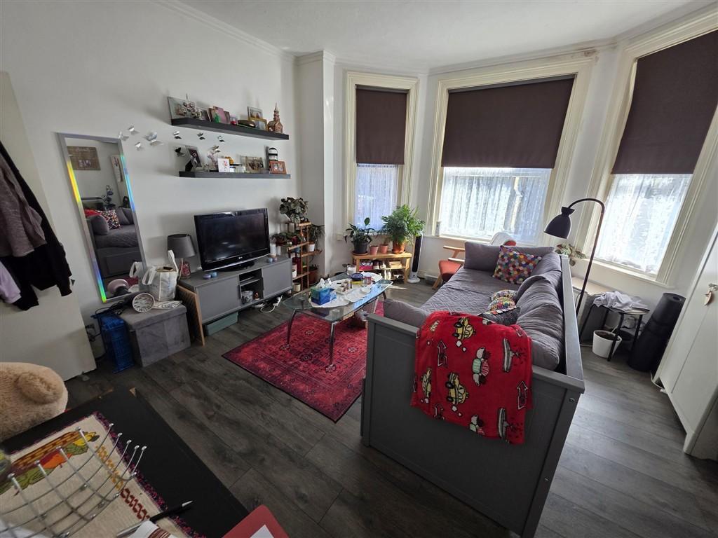 Apartment in BOURNEMOUTH - View 4