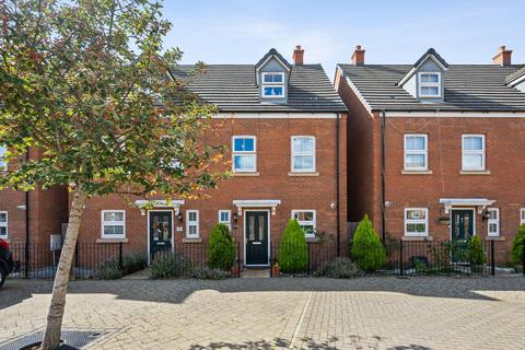 3 bedroom semi-detached house for sale, Kettering NN15