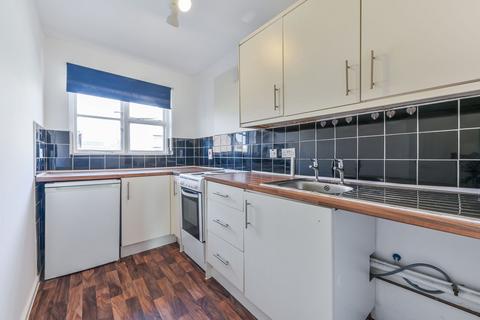 1 bedroom flat to rent, Nimrod Close, UB5, Hayes and Harlington, Northolt, UB5