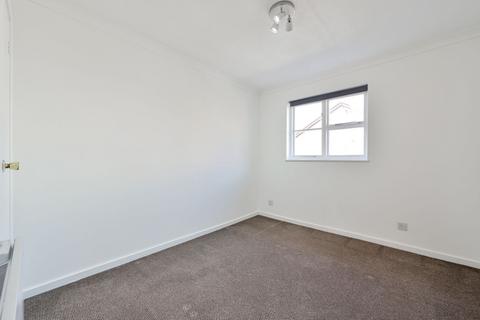 1 bedroom flat to rent, Nimrod Close, UB5, Hayes and Harlington, Northolt, UB5