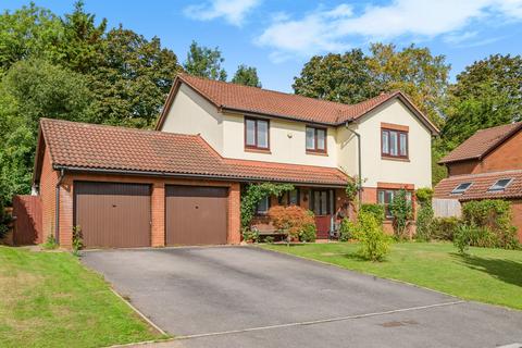 4 bedroom detached house for sale, Shepherd Drive, Langstone