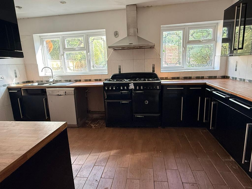 House in Oadby and Wigston, Leicestershire - View 3