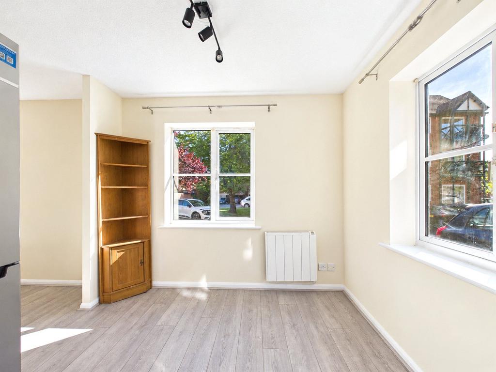 Apartment in Reading, Katesgrove, Coley - More