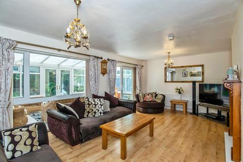 5 bedroom detached house for sale, Swinton Lane, Worcester