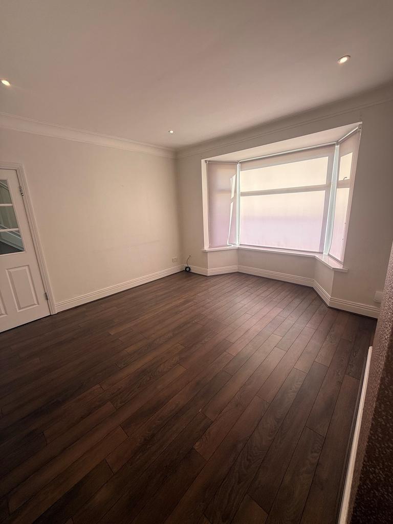 House in Newcastle upon Tyne - View 4
