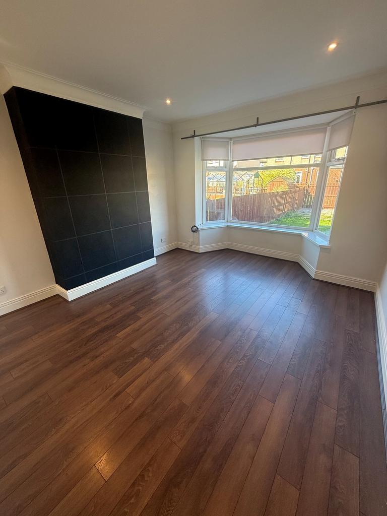 House in Newcastle upon Tyne - More
