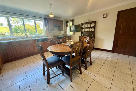 3 bedroom detached bungalow for sale, Garway Hill, Hereford