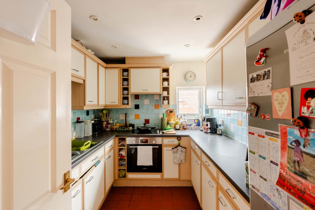 Apartment in Bristol - View 5
