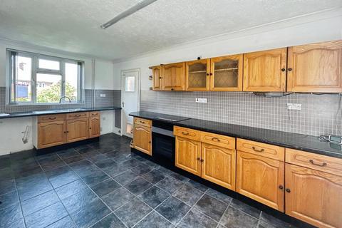 2 bedroom semi-detached house for sale, Lincoln Way, Swadlincote DE11