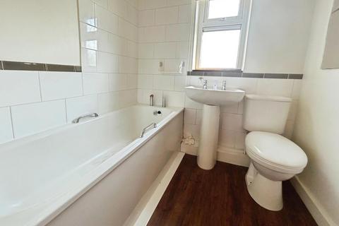 2 bedroom semi-detached house for sale, Lincoln Way, Swadlincote DE11