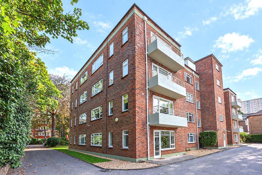 Apartment in Bournemouth - View 2