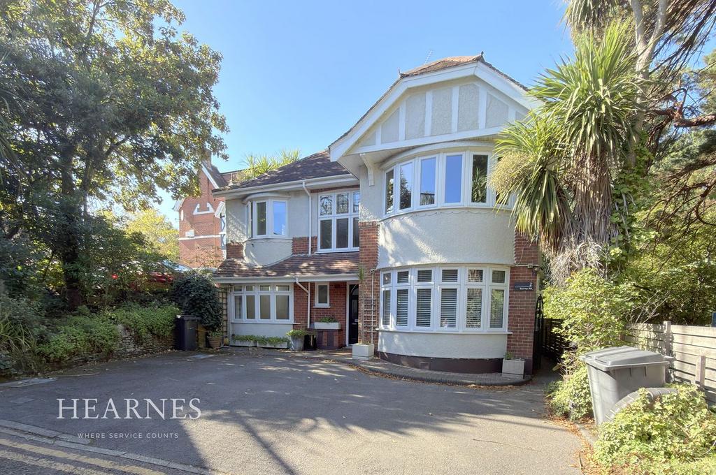 Apartment in Bournemouth