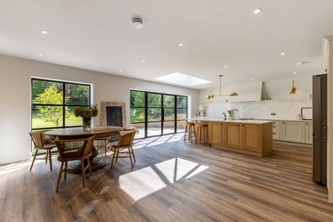 4 bedroom detached house for sale, Stream Farm Close, Lower Bourne, Farnham, Surrey, GU10