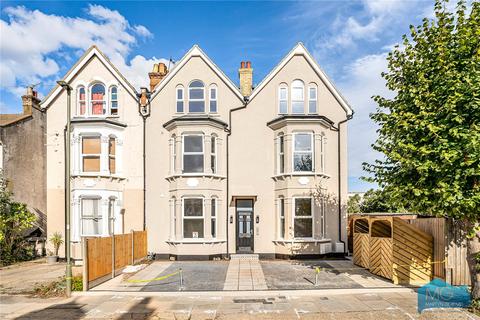 1 bedroom apartment for sale, Parkhurst Road, London, N11