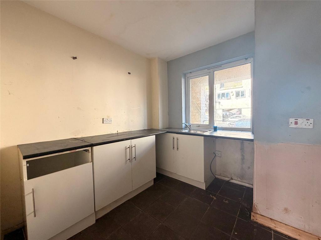 Apartment in Liverpool - View 3