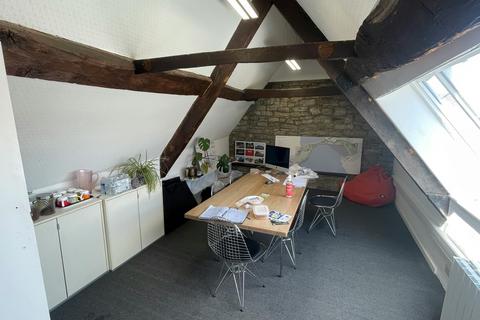 Office to rent, 12-14 High St Poole BH15 1BP