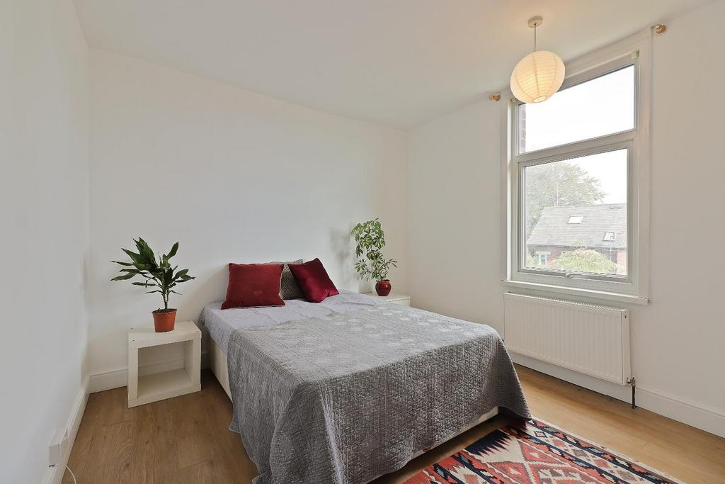 House in Sheffield, Broomhill - View 2
