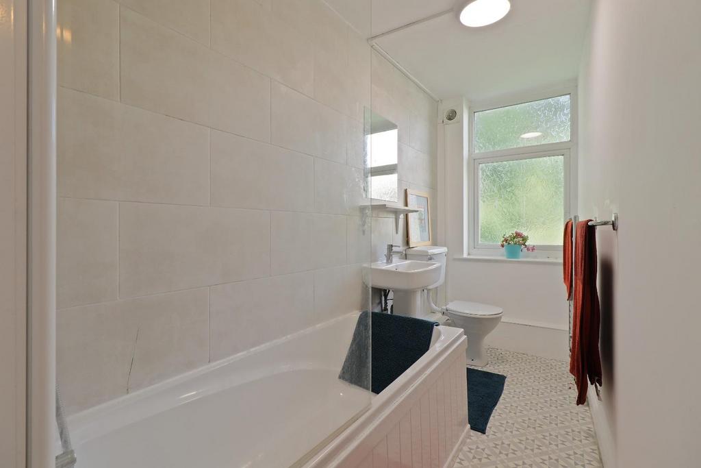 House in Sheffield, Broomhill - View 4