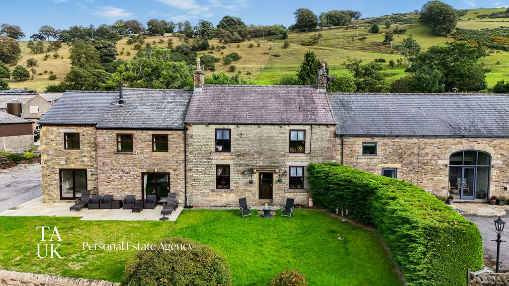 House in High Peak, Chapel-en-le-Frith